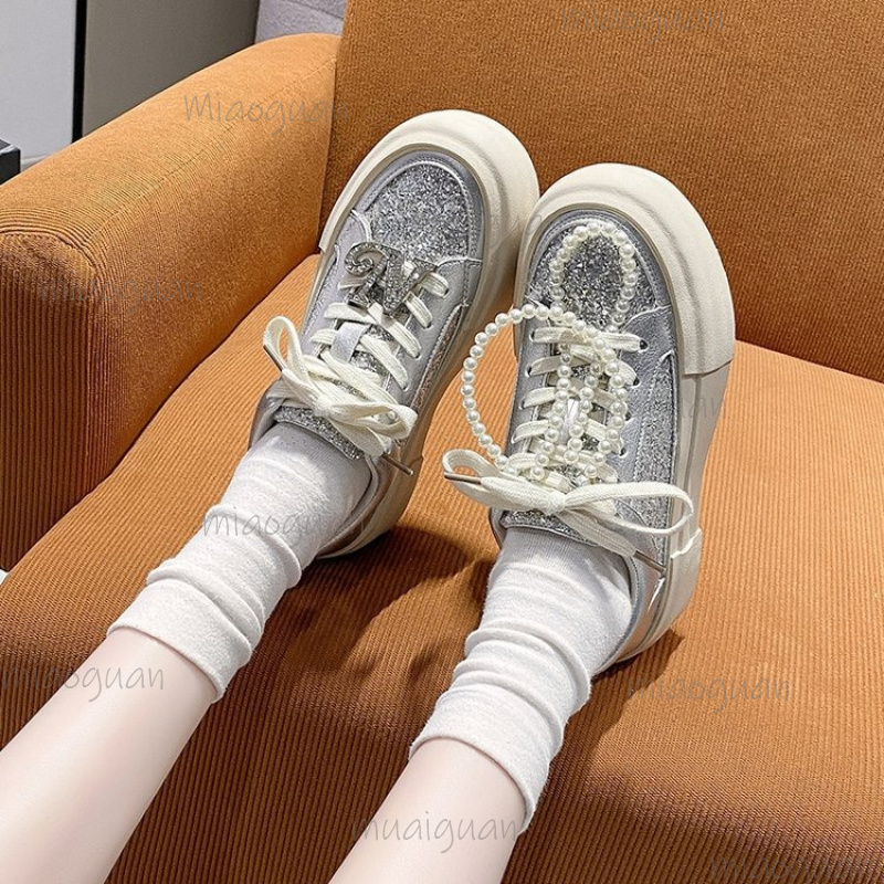 Pearl Decor Thick Bottom Shoes - đánh giá và giá Sneakers Fashion Women