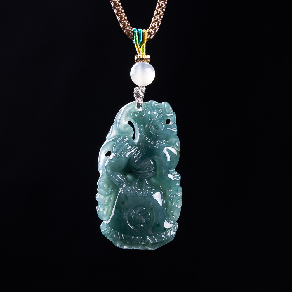 Burmese Jadeite Pixiu Pendant  - đánh giá và giá Women Fashion Necklace