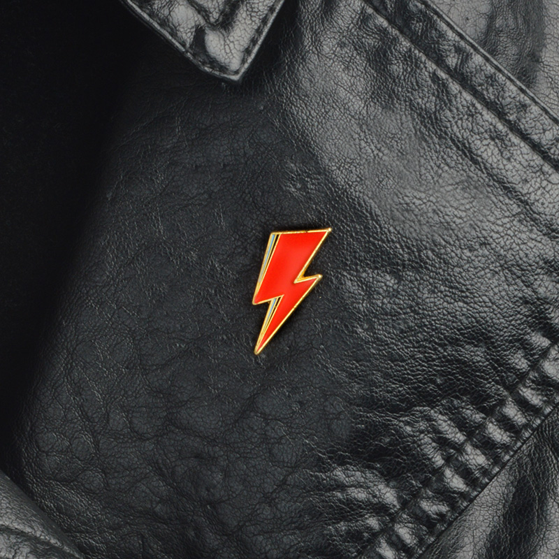 Aladdin Lightning Men Pin Bowi - đánh giá và giá Women Fashion Icon