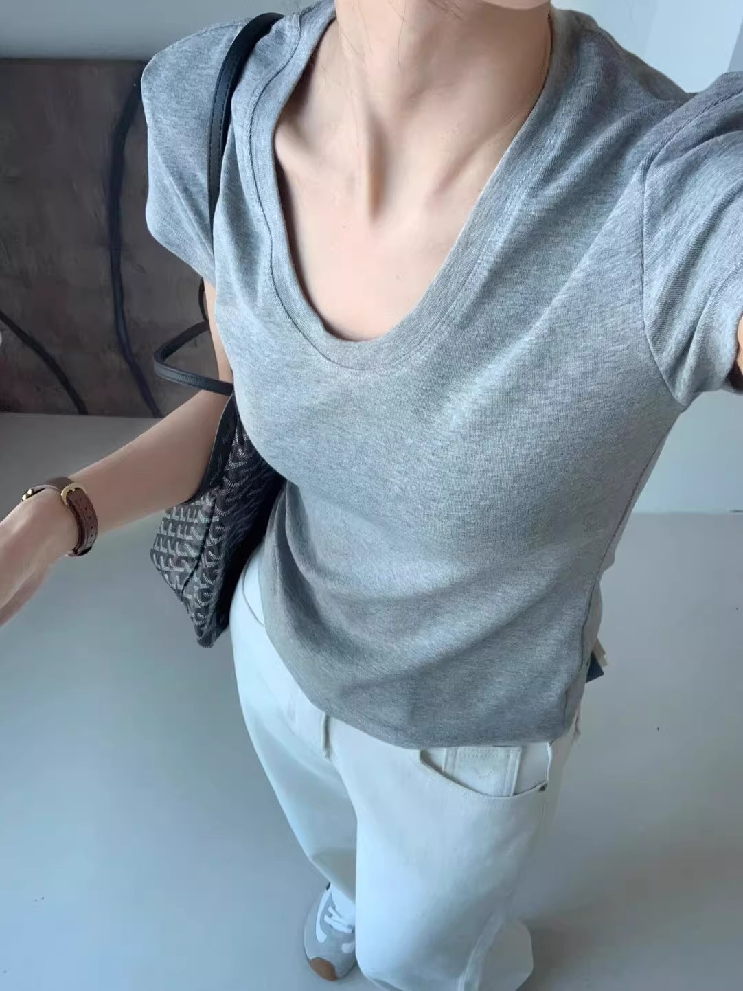U-Neck Shoulder Short Sleeve T - đánh giá và giá Women Fashion Blouse