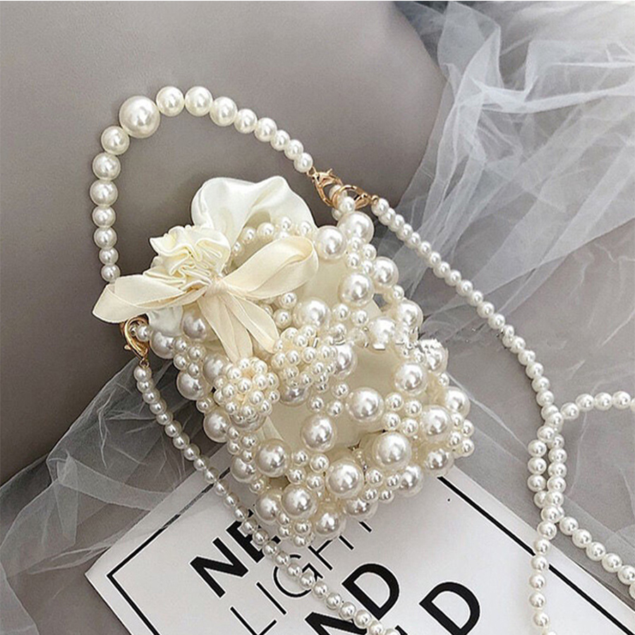 Ví Cầm Tay Và Vòng Tay Ngọc Tr - đánh giá và giá Coin Purse Women
